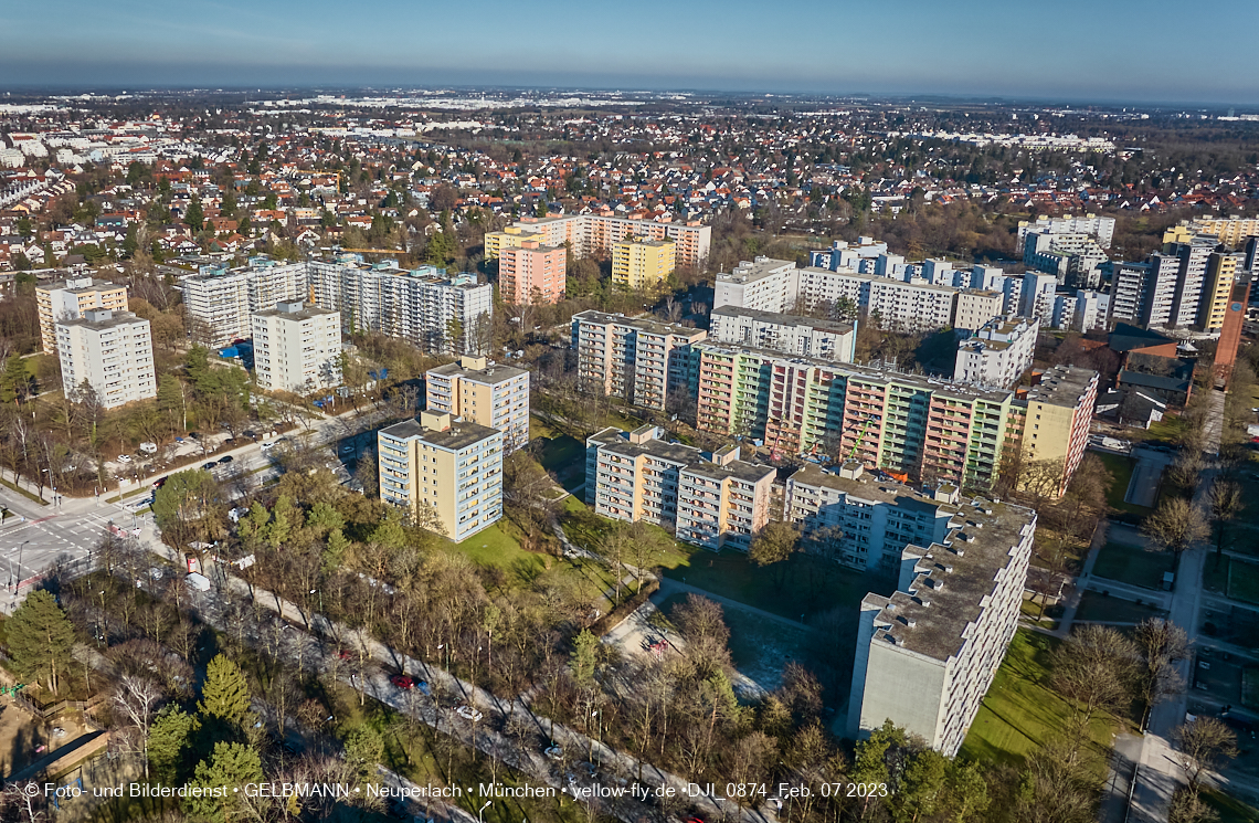 07.02.2023 - Luftbilder von der Sanierung in der Kurt-Eisner-Straße in Neuperlach